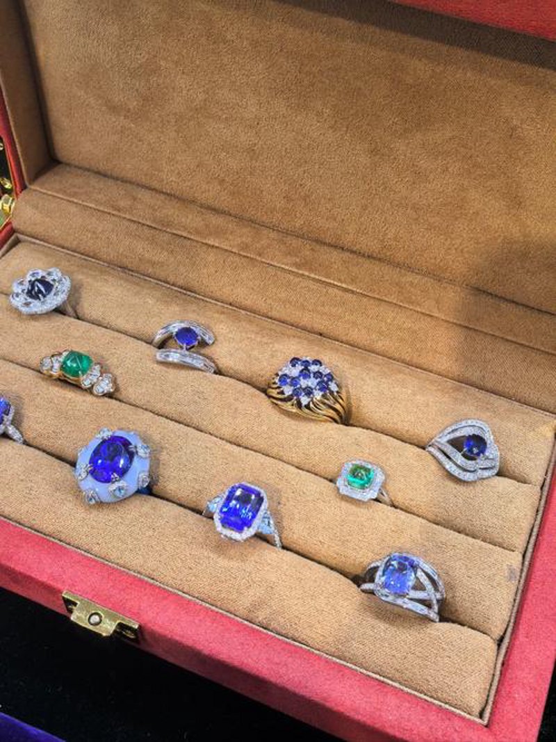 紫晶洞批发技巧：打造独特店铺